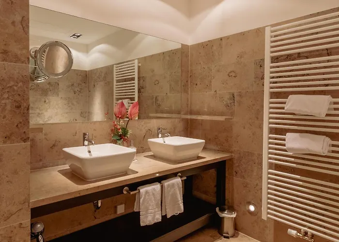 Ξενοδοχείο Herzogshof - Boutique-hotel Am Dom 4*