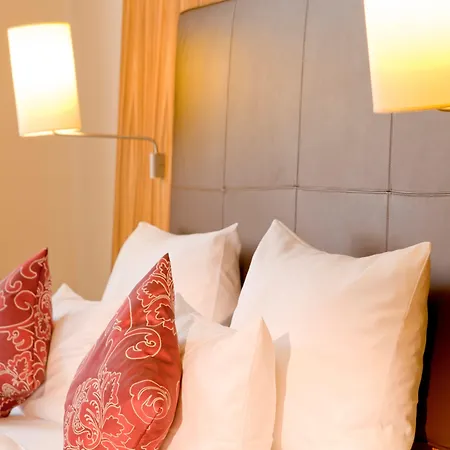 فندق Herzogshof - Boutique-hotel Am Dom 4*