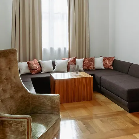 Otel Herzogshof - Boutique-hotel Am Dom Regensburg